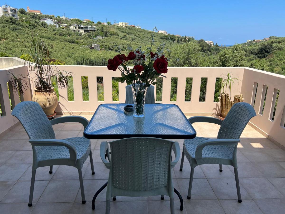 Eugene Apartment Chania  Buitenkant foto